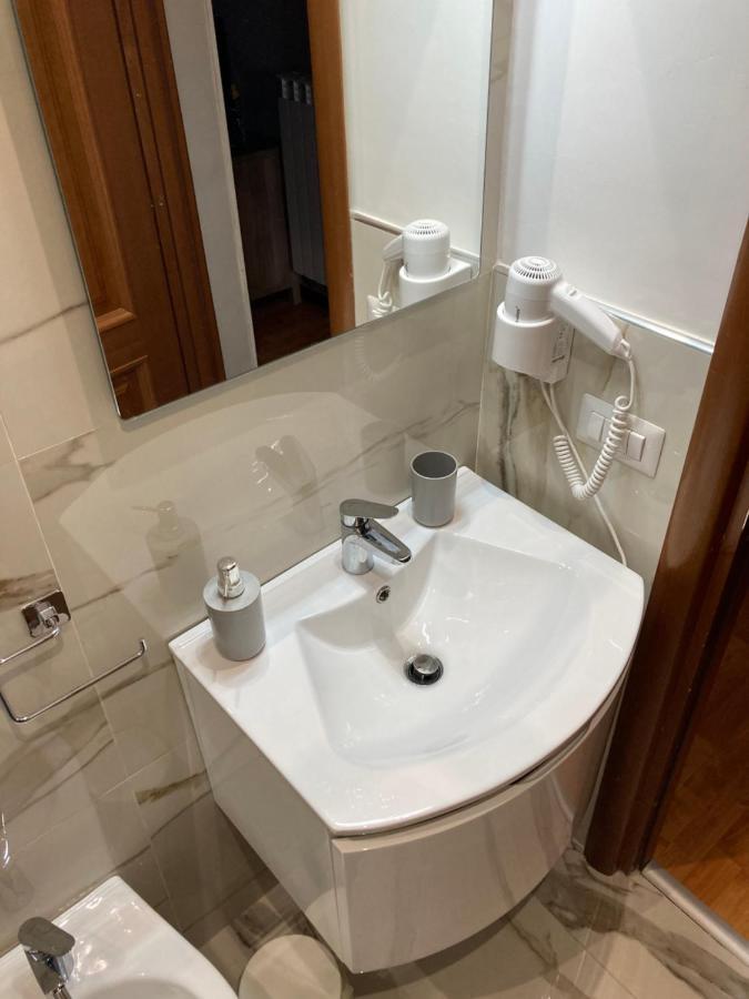 Appartement Calefati House Possibilita Self Check In Dopo Le 22 à Bari Extérieur photo
